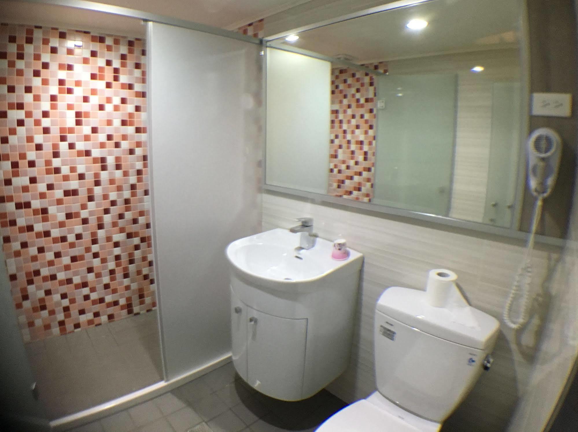 Central Hotel Đào Viên Ngoại thất bức ảnh